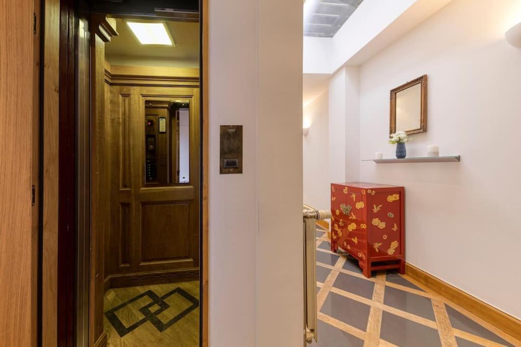 Chic Penthouse Grand-Place Bruxelas Exterior foto